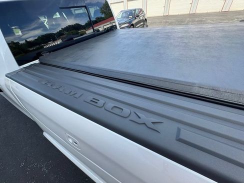 Used 2024 RAM 1500 Limited AWD/4WD image 50