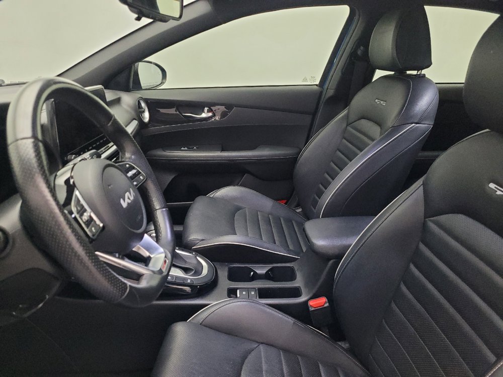 Used 2022 Kia Forte GT-Line w/ GT-Line Premium Package FWD image 17