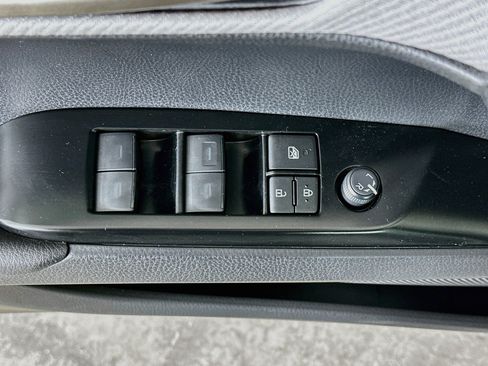 Used 2026 Toyota Camry SE FWD image 15