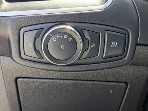 Used 2022 Ford Edge SE AWD/4WD image 15