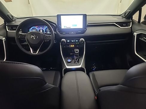 Used 2025 Toyota RAV4 XSE w/ Advanced Technology Package AWD/4WD image 23