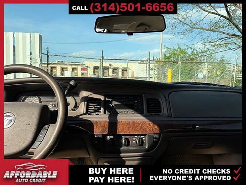 Used 2006 Mercury Grand Marquis GS image 12