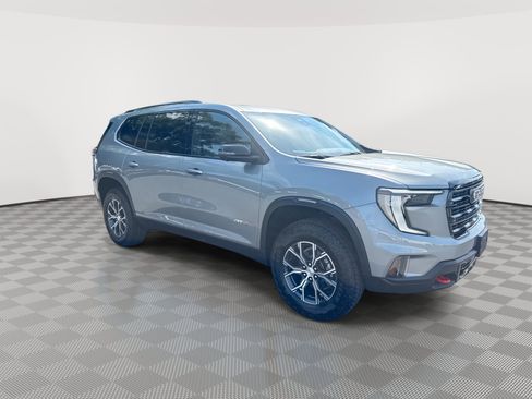 New 2026 GMC Acadia AT4 w/ Luxury Package AWD/4WD image 2