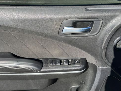 Used 2022 Dodge Charger Scat Pack w/ Driver Convenience Group image 23