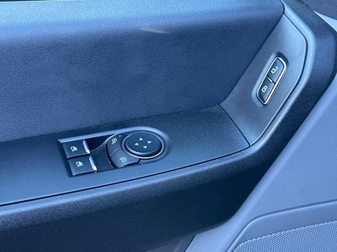 Used 2024 Ford F550 2WD Regular Cab Super Duty w/ XL Chrome Package image 12