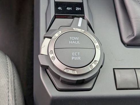 New 2025 Toyota Tacoma SR5 image 17