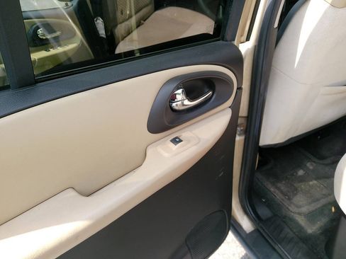 Used 2007 Chevrolet TrailBlazer LS AWD/4WD image 14