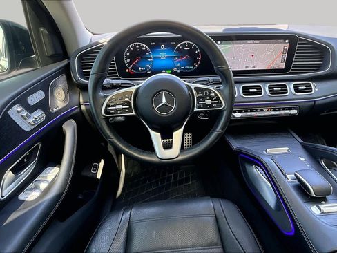 Used 2023 Mercedes-Benz GLS 450 4MATIC image 6