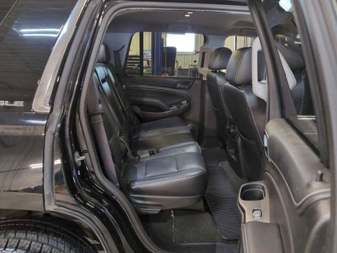 Used 2017 GMC Yukon SLE w/ Convenience Package image 23