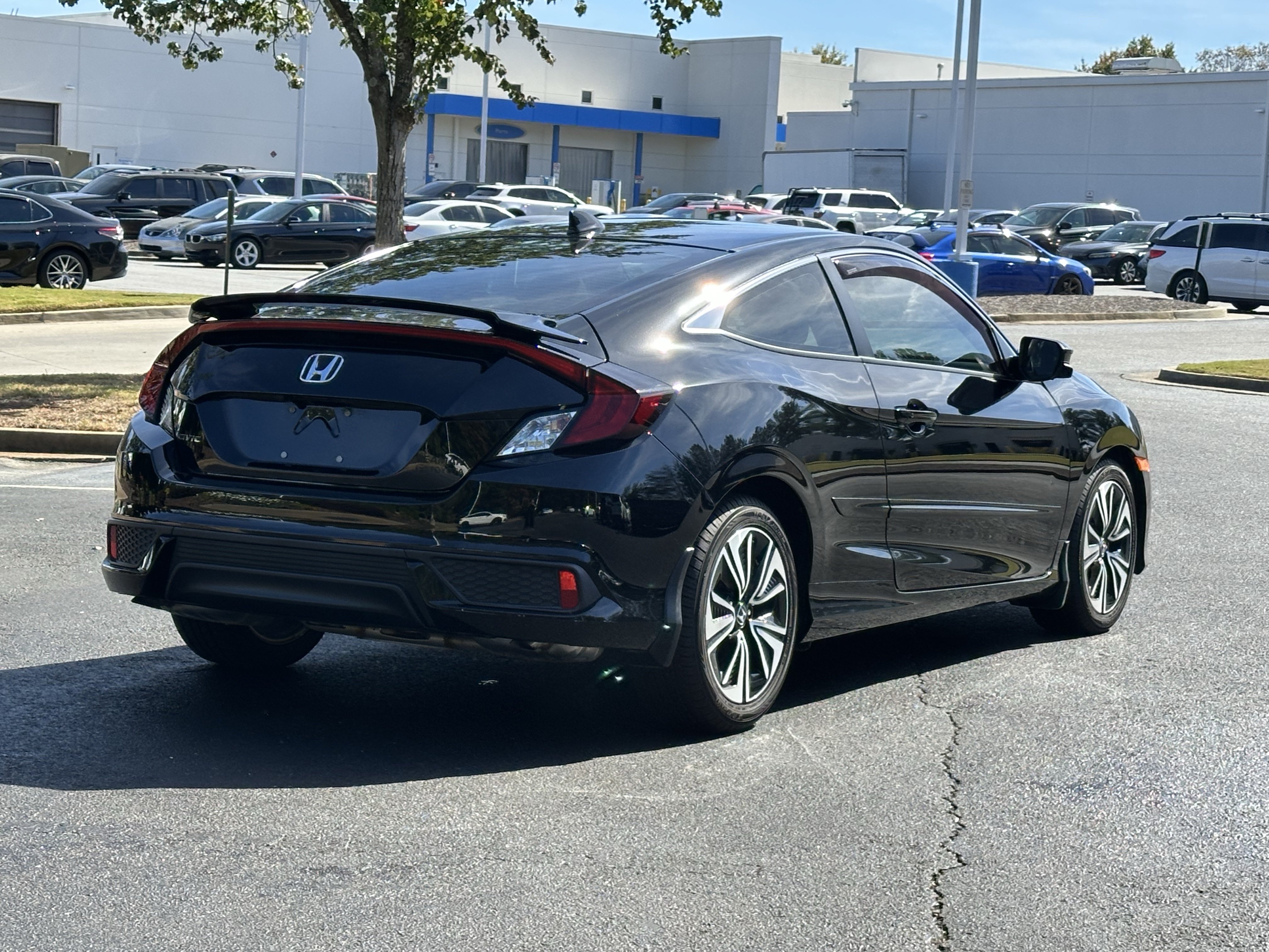 Used 2018 Honda Civic EX-T image 12