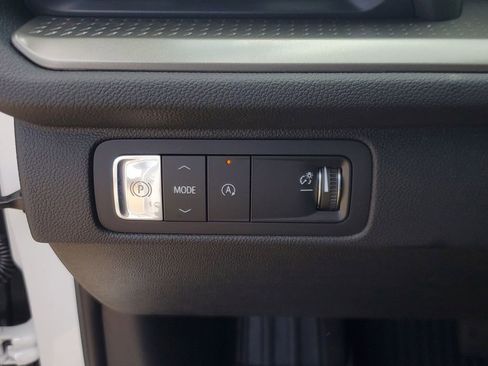 New 2026 Chevrolet Traverse LT w/ LPO, Floor Liner Package FWD image 20