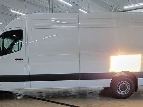 New 2025 Mercedes-Benz Sprinter 2500 image 5