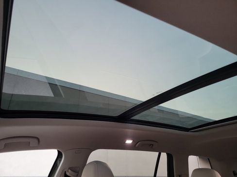New 2026 Volkswagen Atlas SE FWD image 21