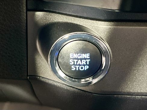 Used 2023 Toyota Tacoma TRD Off-Road image 24