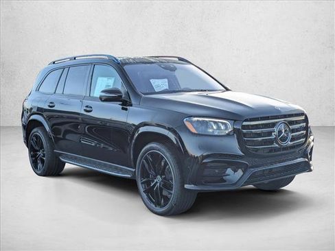 New 2026 Mercedes-Benz GLS 580 4MATIC image 6