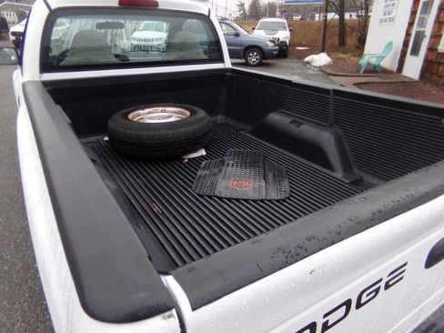 Used 2000 Dodge Dakota Base 2dr Standard Cab SB image 8