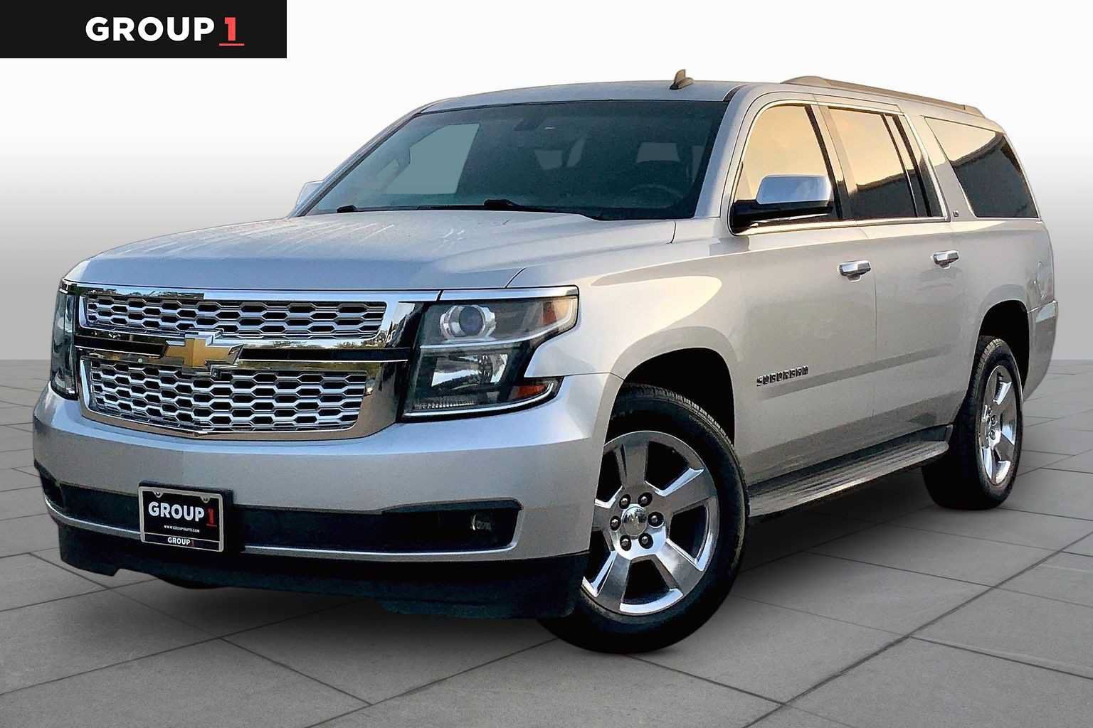 Used 2015 Chevrolet Suburban LS RWD image 1