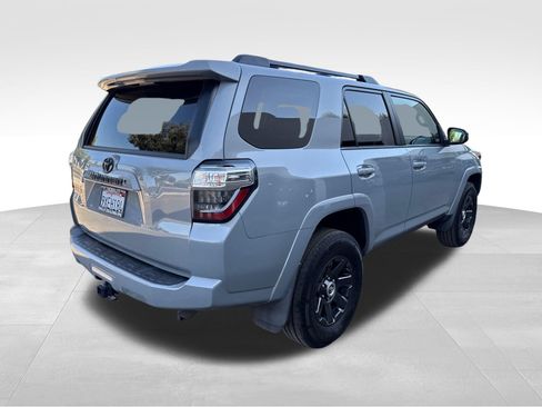 Used 2021 Toyota 4Runner Trail Special Edition AWD/4WD image 5