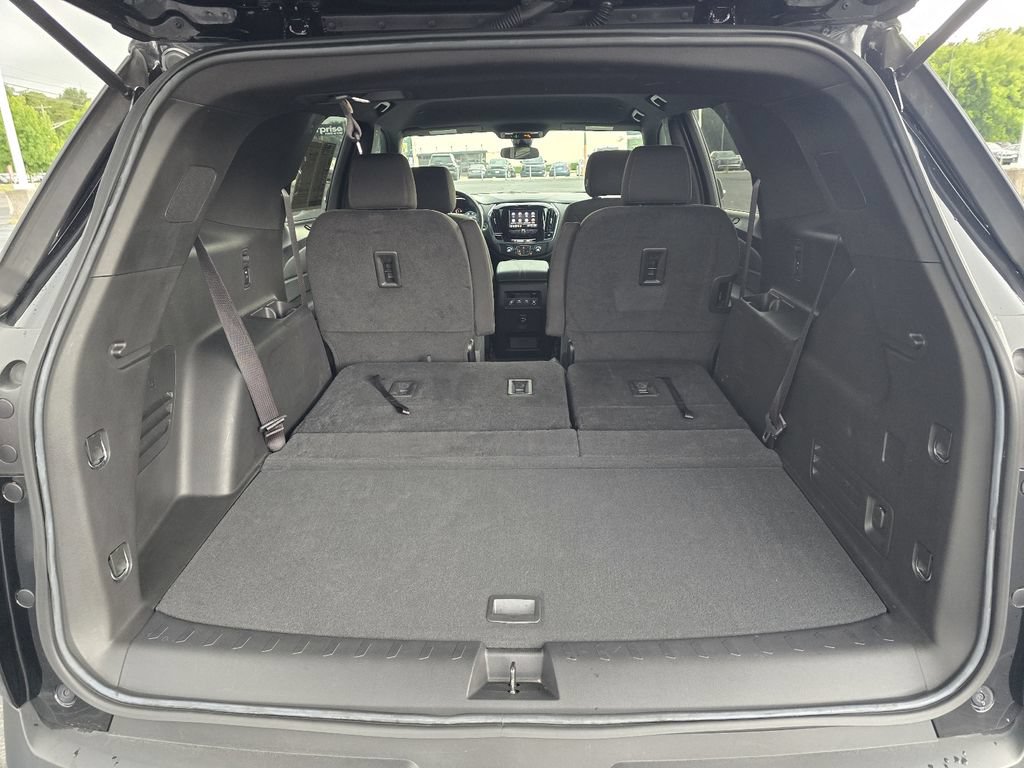 Used 2023 Chevrolet Traverse LT FWD image 26