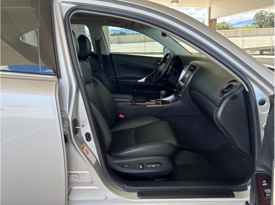 Used 2008 Lexus IS 250 AWD w/ Premium Pkg image 14