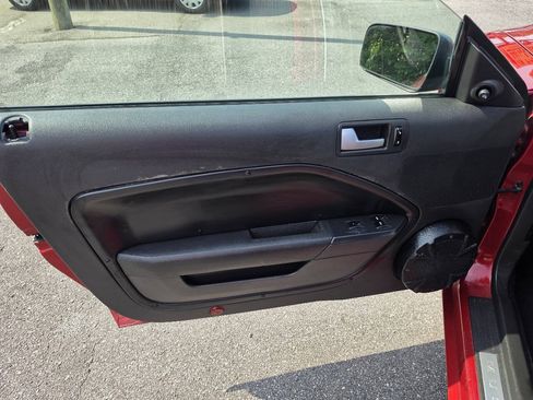 Used 2008 Ford Mustang GT RWD image 18