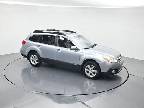 Used 2014 Subaru Outback 2.5i Limited AWD/4WD image 41