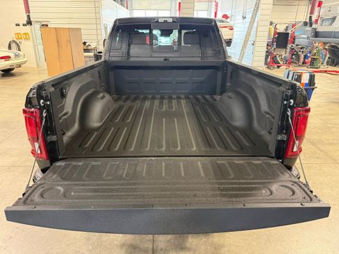 Used 2025 RAM 2500 Big Horn AWD/4WD image 24