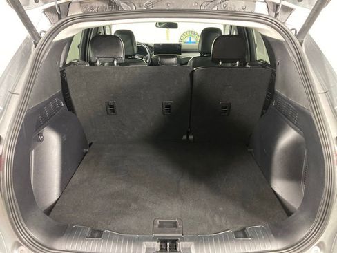 Used 2024 Ford Escape Platinum image 23