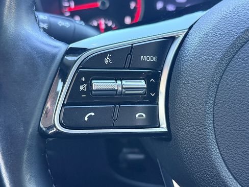 Used 2020 Kia Optima SE FWD image 19