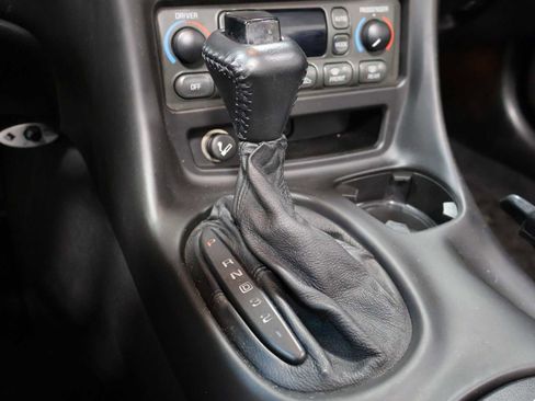 Used 1998 Chevrolet Corvette Convertible w/ Memory Pkg RWD image 23