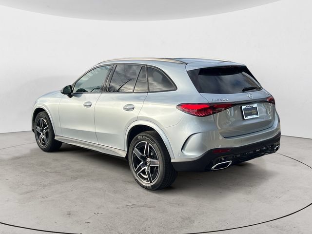 Used 2026 Mercedes-Benz GLC 300 4MATIC image 3