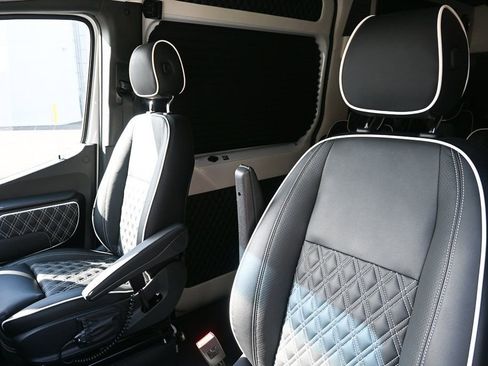 New 2024 Mercedes-Benz Sprinter 3500 image 5