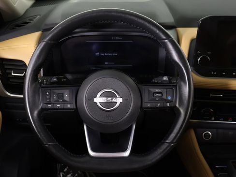 Used 2023 Nissan Rogue Platinum AWD/4WD image 40
