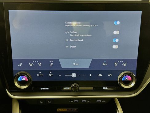 Used 2023 Lexus RZ 450e Premium w/ Technology Package image 23