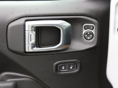 New 2026 Jeep Gladiator Sport image 10