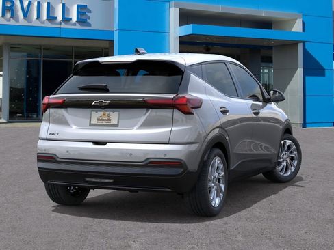 New 2027 Chevrolet Bolt LT w/ Comfort Package FWD image 4