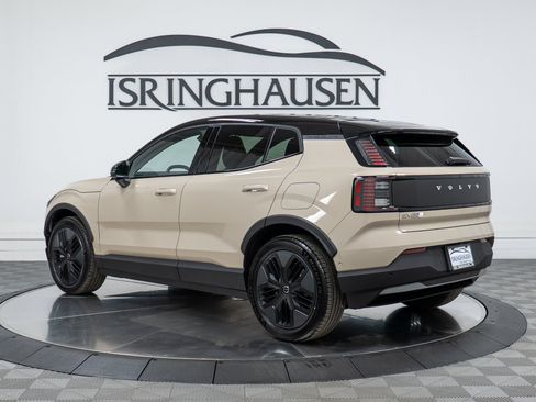 New 2026 Volvo EX30 Cross Country Ultra w/ Protection Package Premier AWD/4WD image 7
