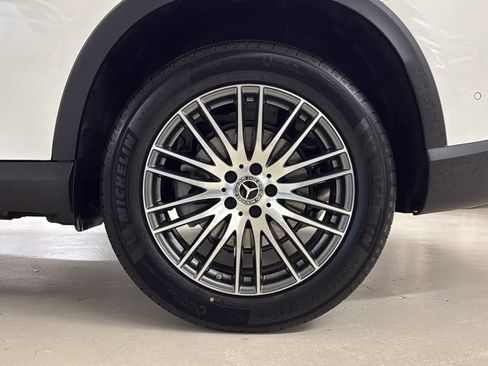 New 2026 Mercedes-Benz GLC 300 4MATIC image 12