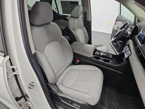 Used 2024 Honda Pilot Touring image 42
