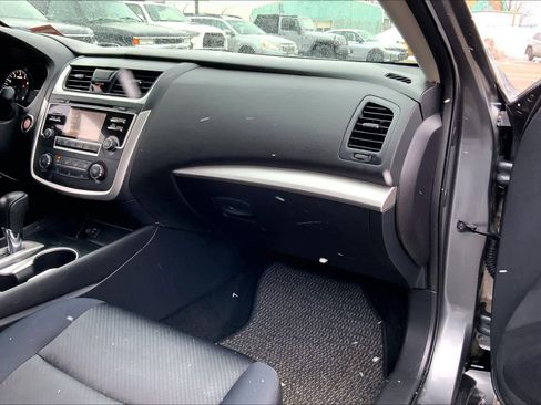 Used 2017 Nissan Altima 3.5 SR image 19