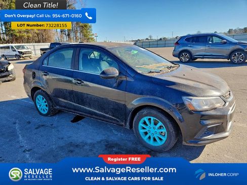 Used 2017 Chevrolet Sonic LT image 5