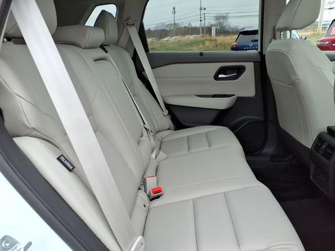 Certified 2023 Nissan Rogue SV w/ SV Premium B Package image 10