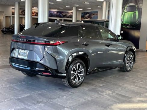 Used 2024 Lexus RZ 300e Premium image 3