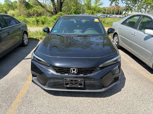 Used 2023 Honda Civic Sport image 6