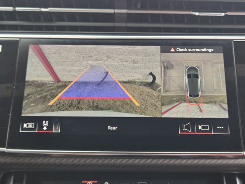 Used 2025 Audi SQ8 Premium Plus image 22