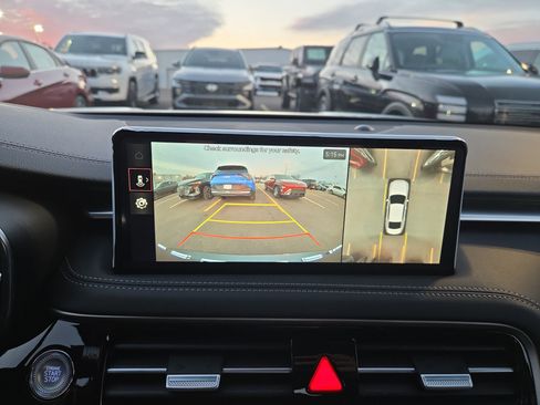 New 2026 Genesis G70 2.5T Prestige image 11