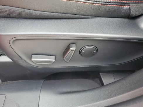 Used 2025 Ford Escape ST-Line Elite w/ Premium Technology Package image 13