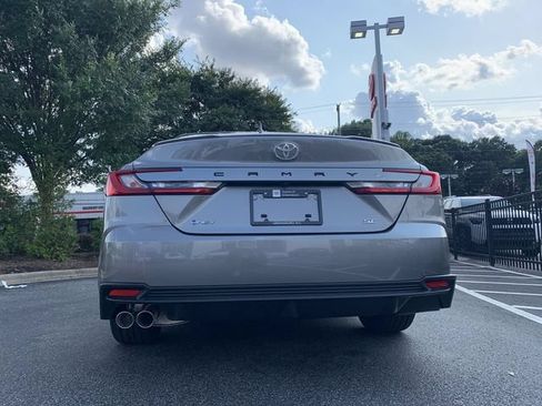 Used 2026 Toyota Camry SE FWD image 7