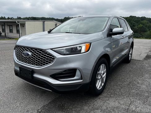 Used 2023 Ford Edge SEL AWD/4WD image 5