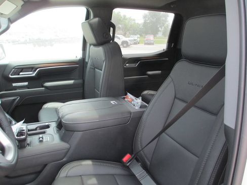 New 2026 GMC Sierra 1500 Denali AWD/4WD image 14